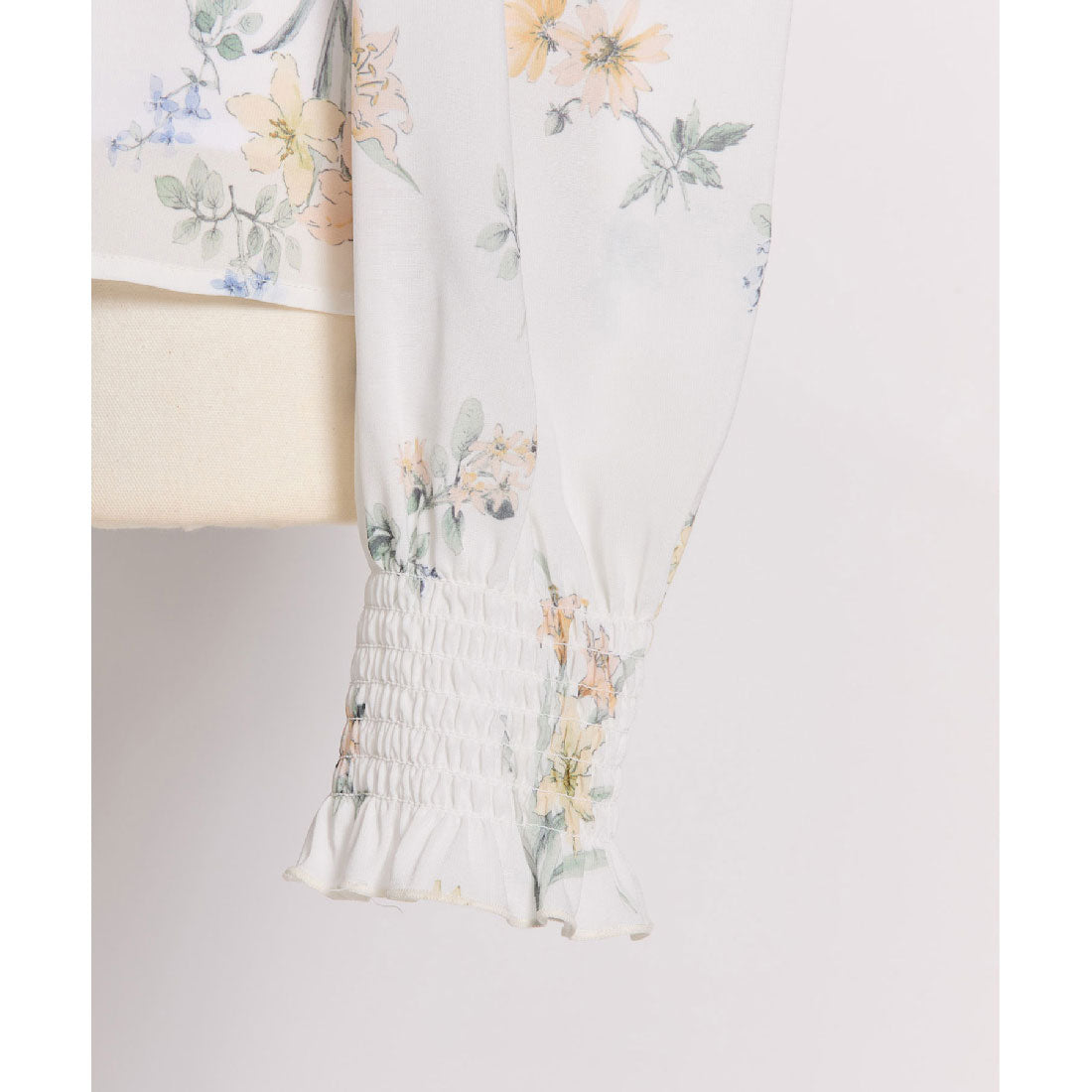 ノエラ NOELA  花柄シアーブラウス （サックス） サックス