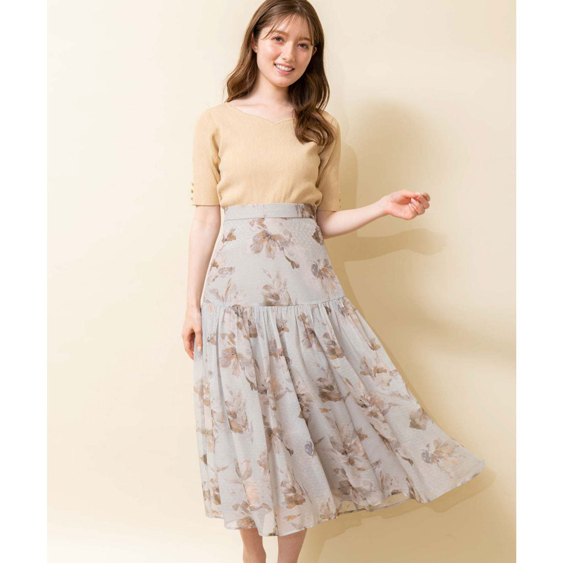 ノエラ Noela ぼかし花柄シャイニースカート,ベージュ