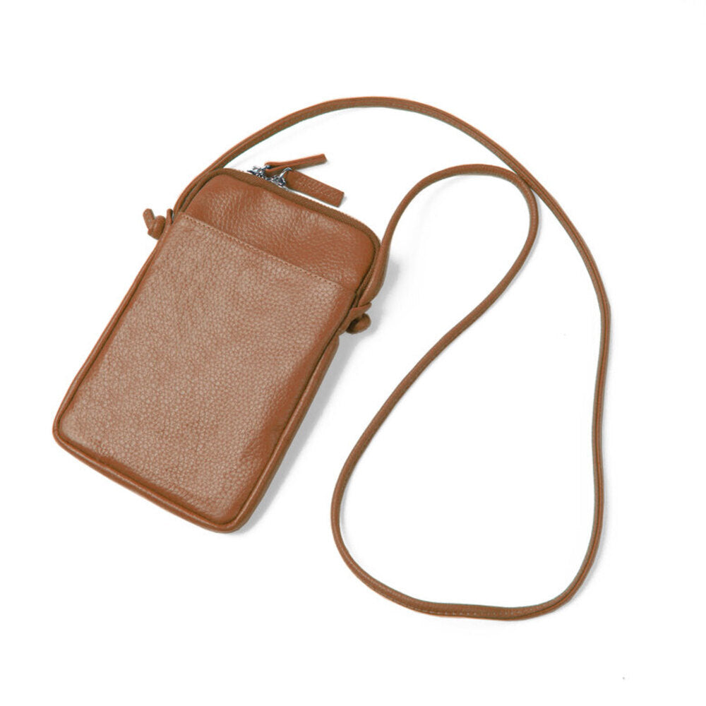 BACKYARD FAMILY Blanc Pomme Cowhide Pouch Smartphone Pouch