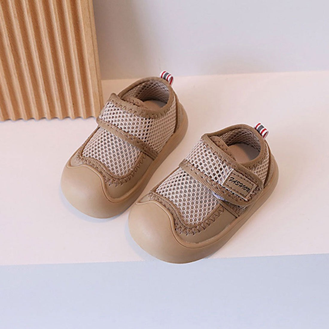 BACKYARD FAMILY Kids Indoor Shoes