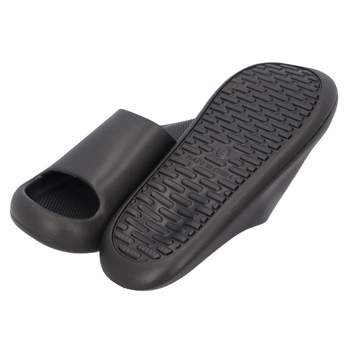 Backyard Family Poko Poko Cushion Home Slippers
