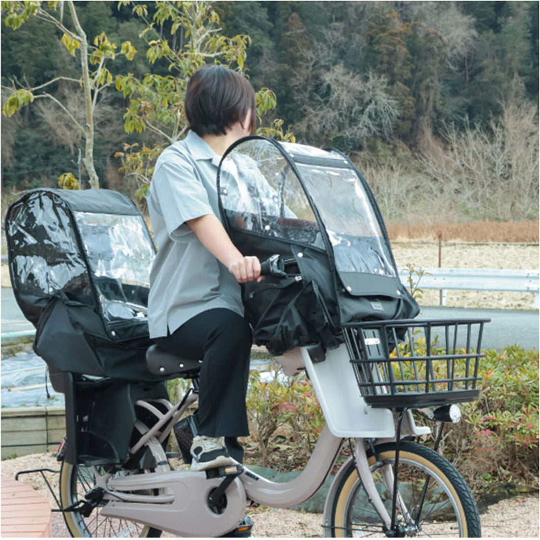 バックヤードファミリー BACKYARD FAMILY D-5FA-BB02 後付けフロントチャイルドシート用カバー Bスタイル （ブラック） ブラック