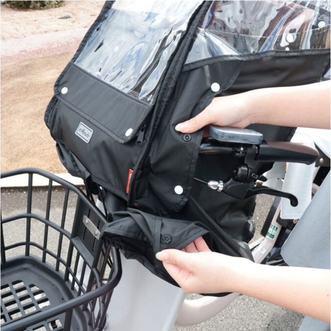 バックヤードファミリー BACKYARD FAMILY D-5FA-BB02 後付けフロントチャイルドシート用カバー Bスタイル （ブラック） ブラック