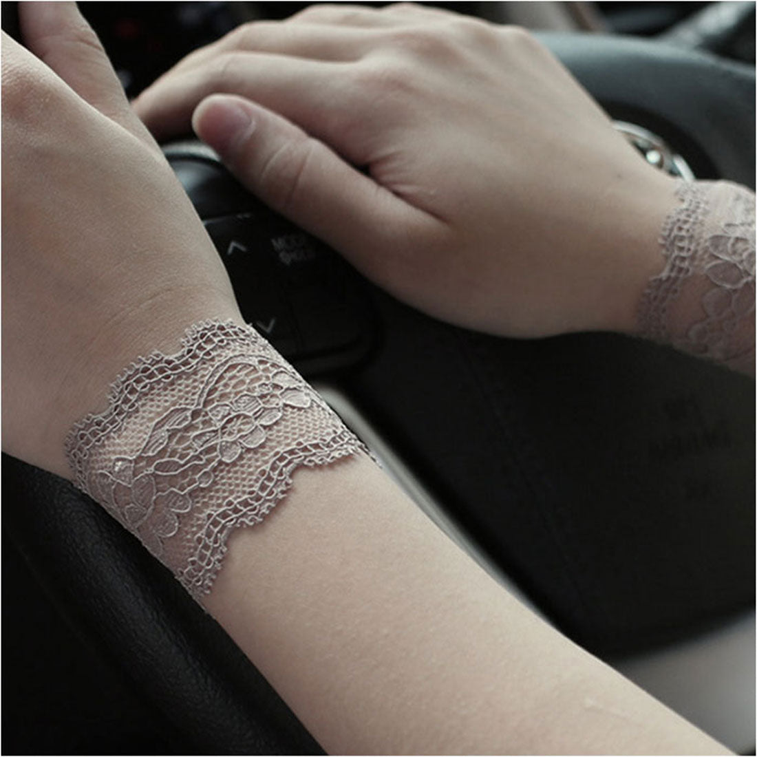 バックヤードファミリー BACKYARD FAMILY 腕時計サポーター レース リストバンド 見せ袖 （8cm×ベージュ） 8cm×ベージュ