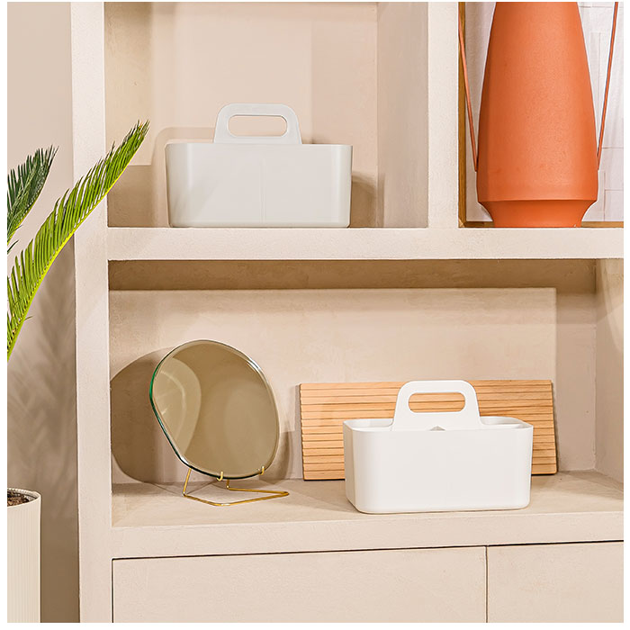 バックヤードファミリー BACKYARD FAMILY Forma Frank L