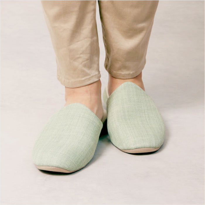 Backyard Family GRAZE Slippers