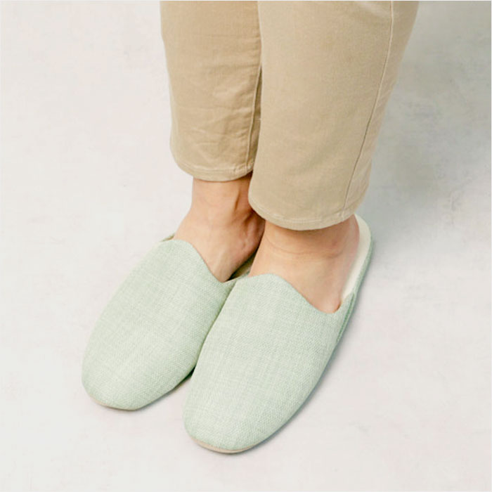 Backyard Family GRAZE Slippers