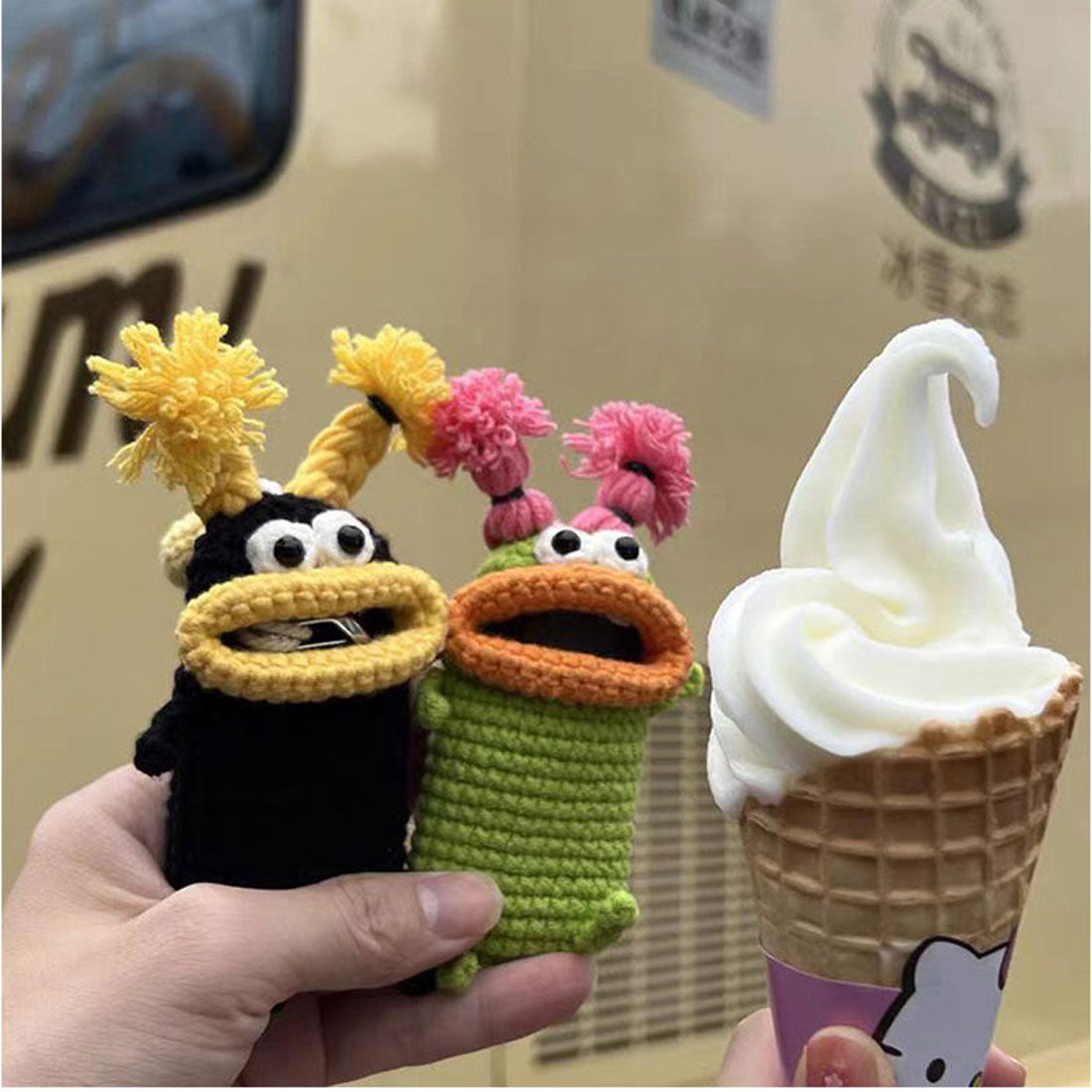バックヤードファミリー BACKYARD FAMILY キーケース 手編み モンスター かわいい （C） C