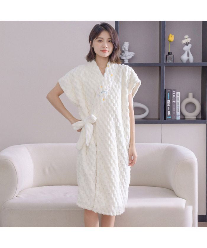 Backyard Family BACKYARD FAMILY Bathrobe pkyj847