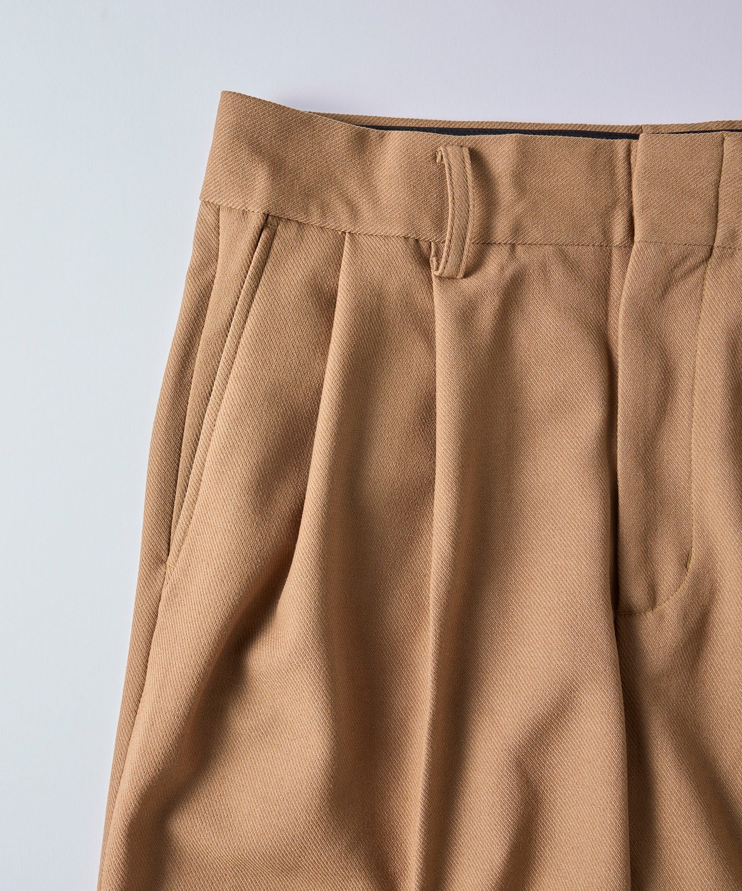 ニュアンス NewAnce High Density Two Pleats Slacks / 高密度ツープリーツスラックスパンツ