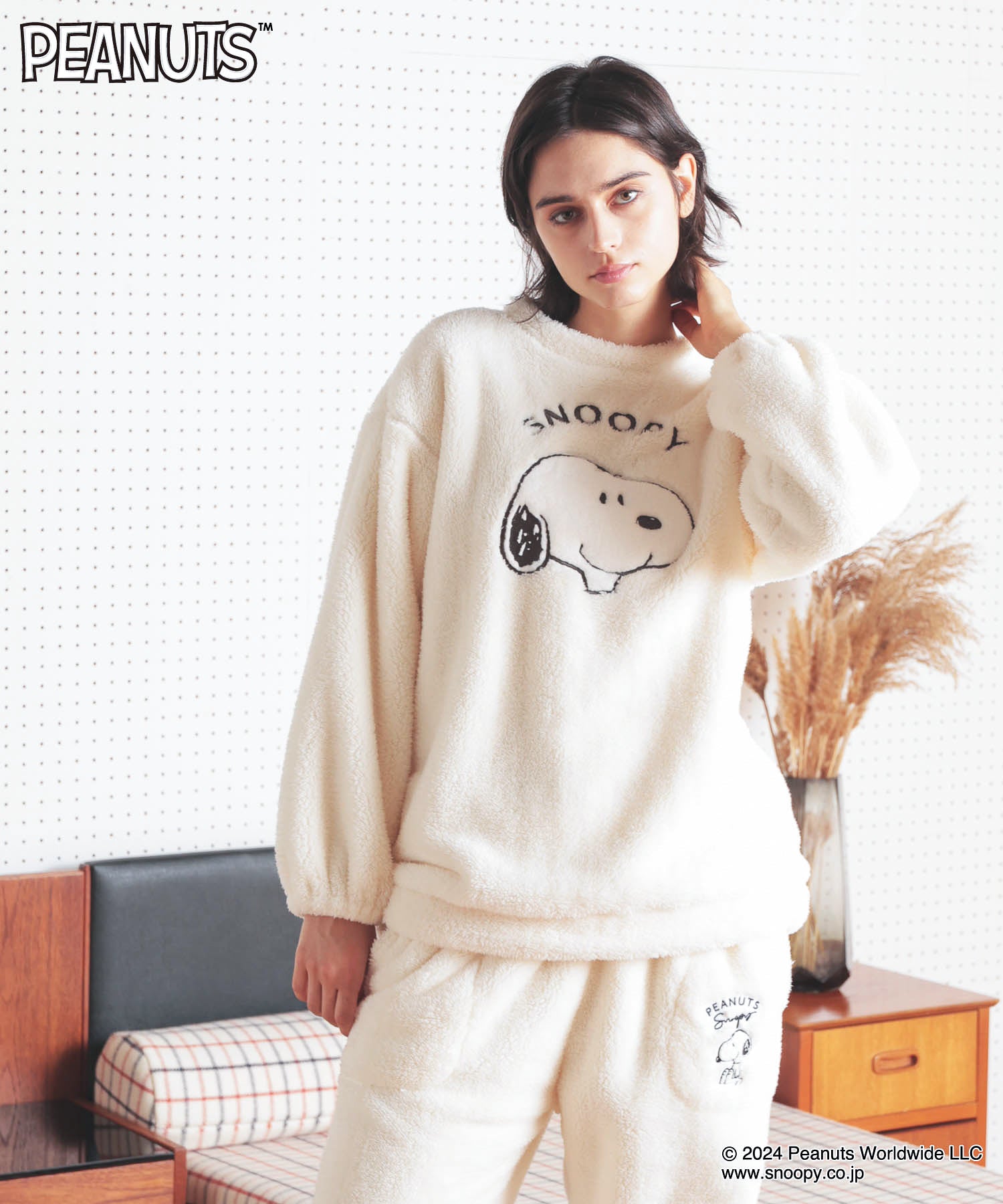 ナルエー Narue PEANUTS TMストレッチボアセットアップ （ホワイト） ホワイト
