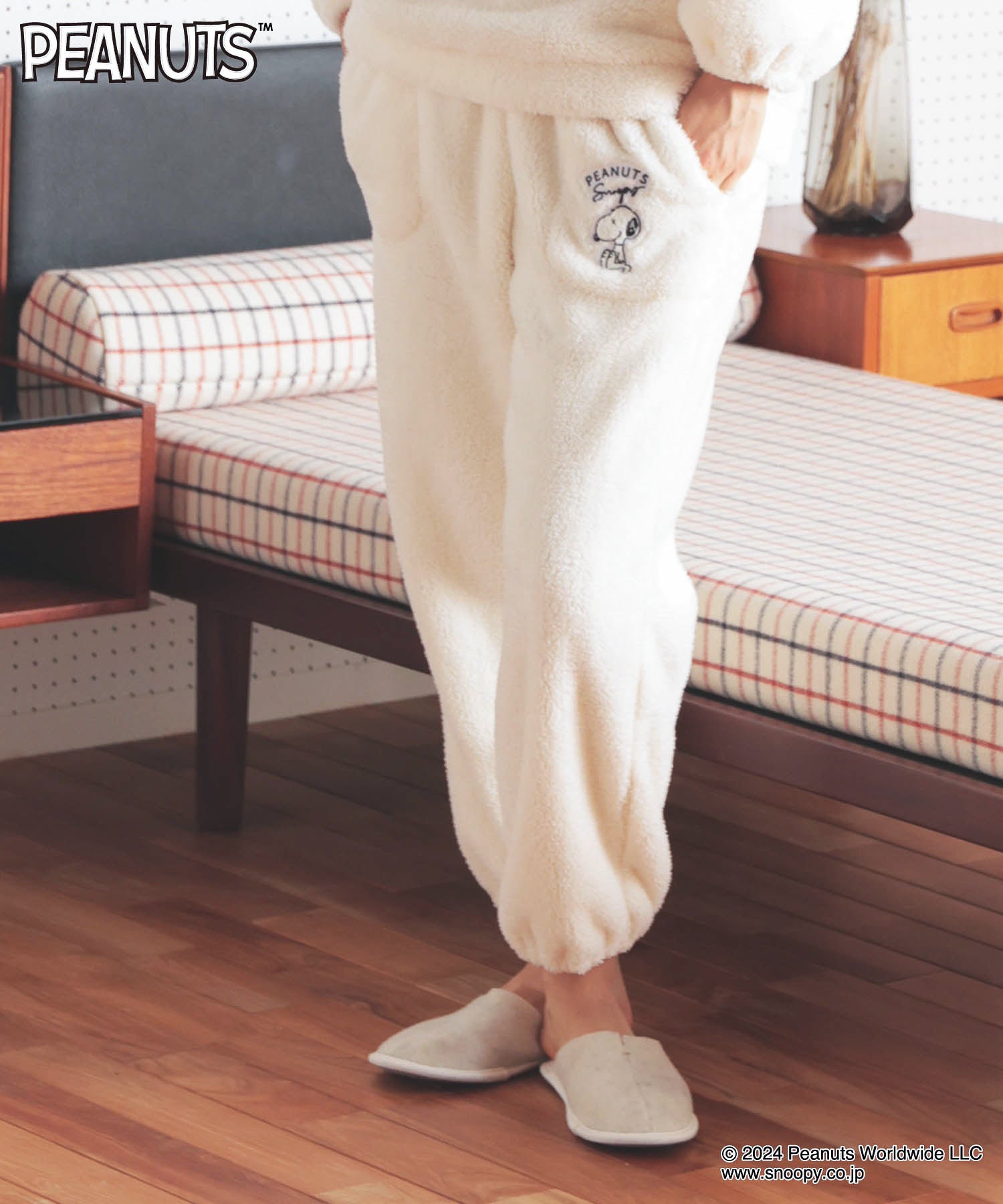 ナルエー Narue PEANUTS TMストレッチボアセットアップ （ホワイト） ホワイト