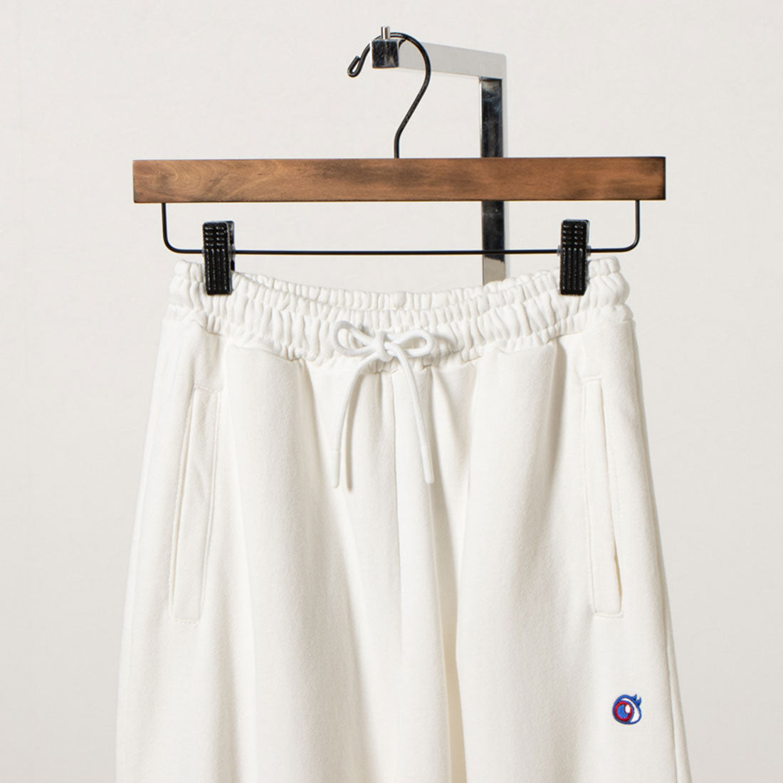 NAVANAVA Eye embroidered sweat long pants