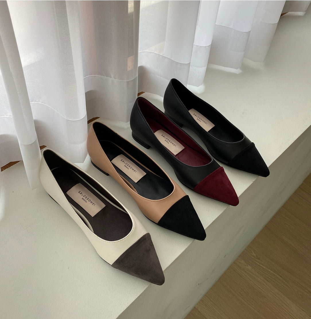 ナチュラルフレックス NATURAL FLEX Scarlet Pointed Toe Flat Pumps