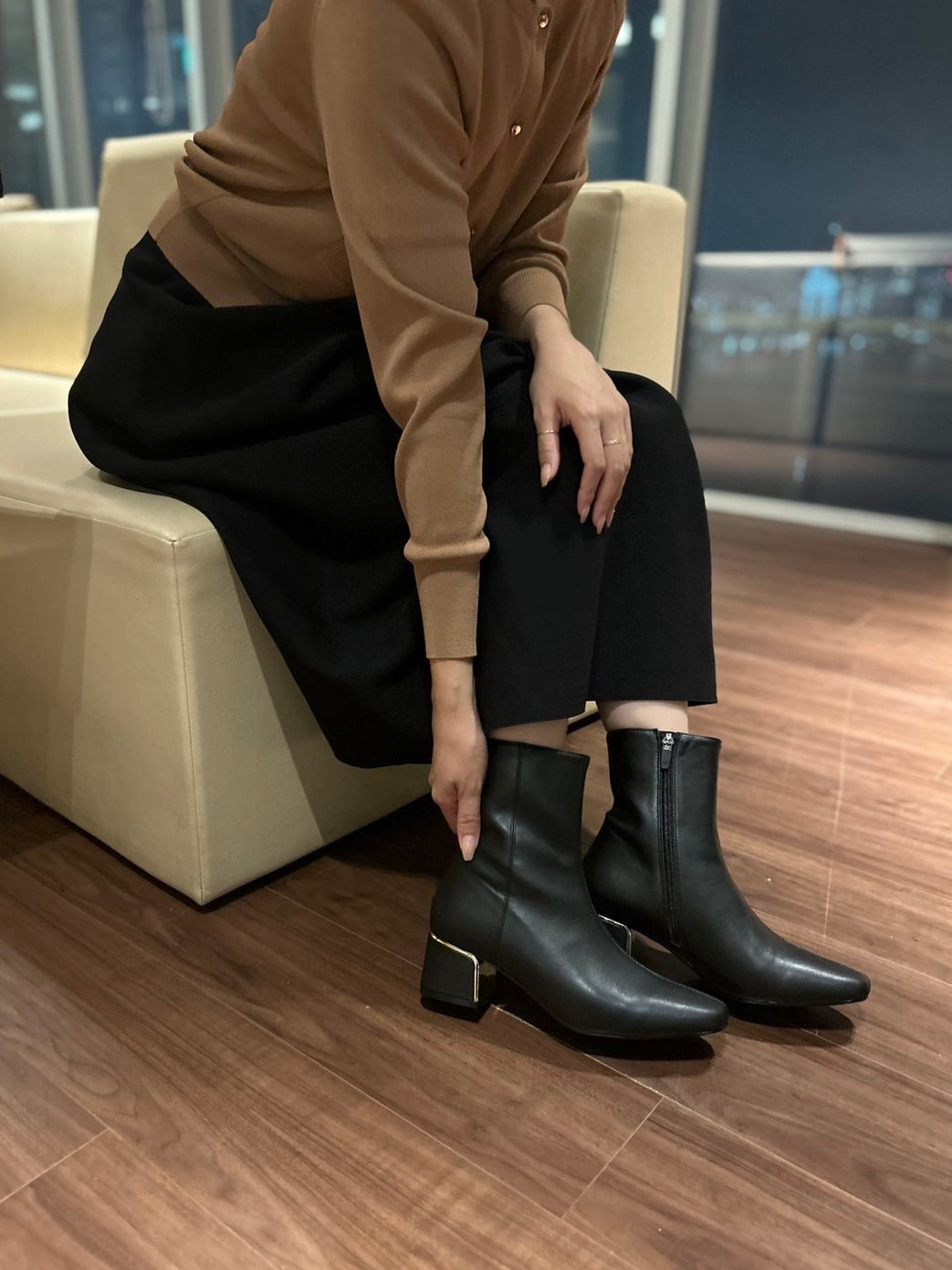 ナチュラルフレックス NATURAL FLEX Unique Chunky Heel Ankle Boots