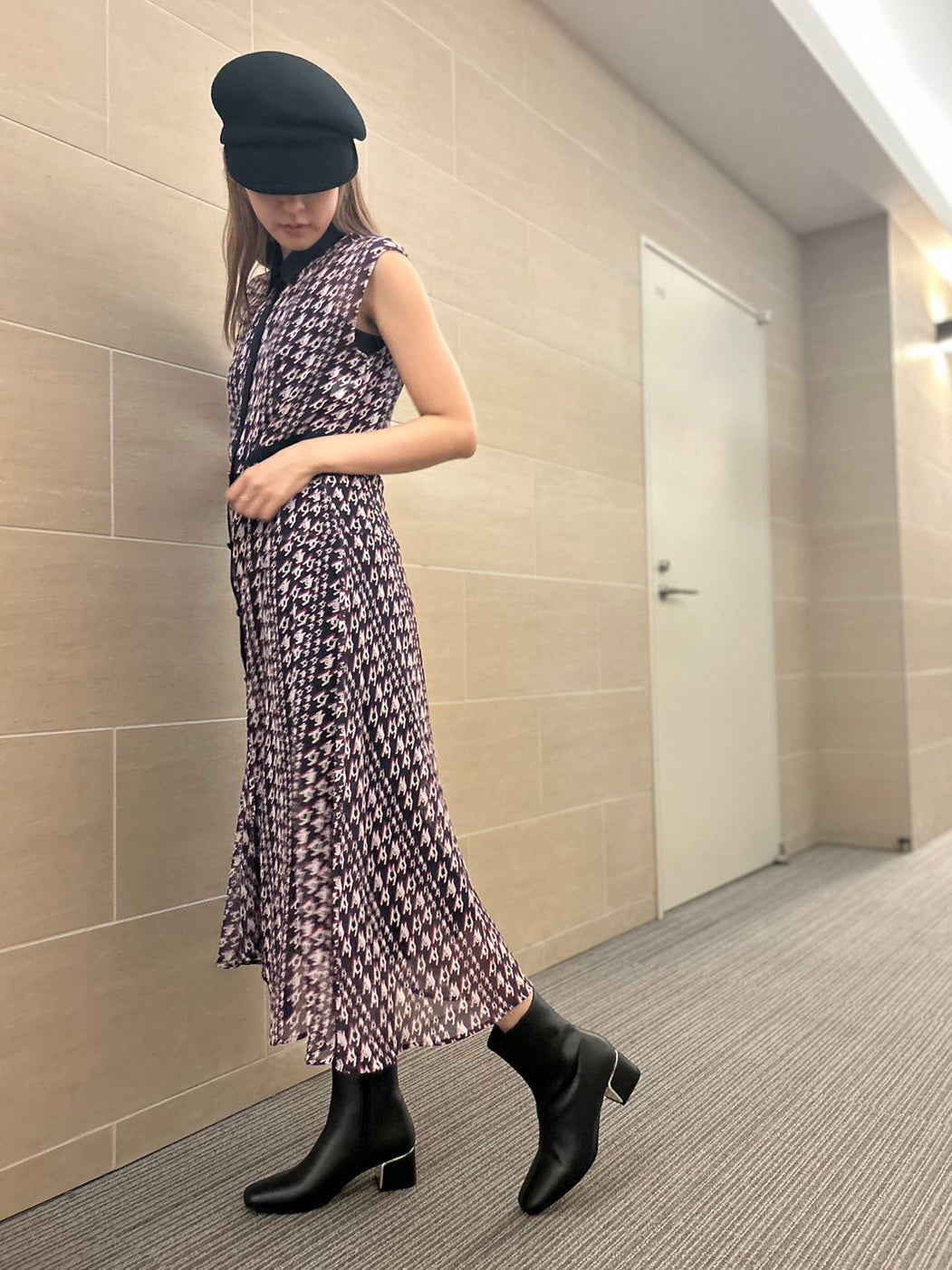 ナチュラルフレックス NATURAL FLEX Unique Chunky Heel Ankle Boots