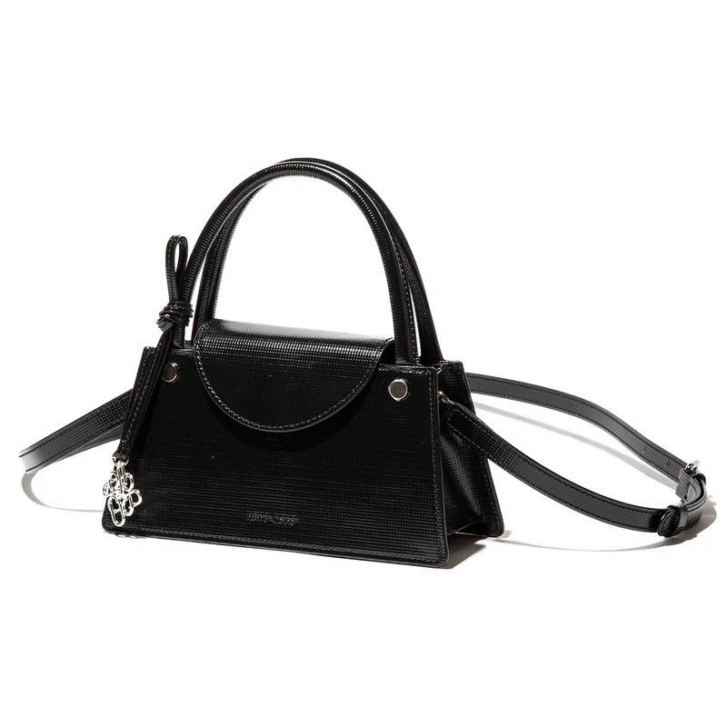 ナナナナ nana-nana ノット ミニショルダーバッグ（KNOT MINI SHOULDER BAG） （Black） Black