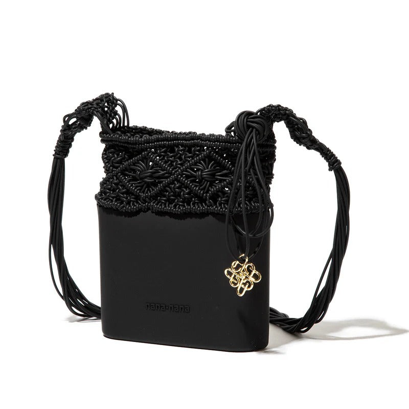 ナナナナ nana-nana ノット シリコンニット ミニショルダーバッグ（KNOT SILICONE KNITTING MINI SHOULDER BAG） （Black） Black