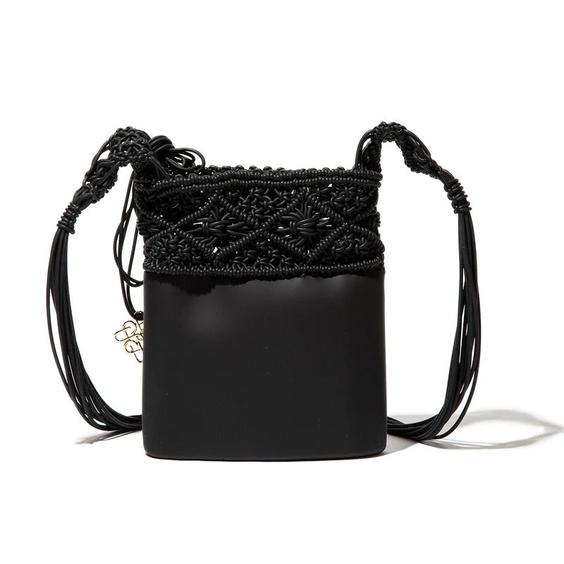 ナナナナ nana-nana ノット シリコンニット ミニショルダーバッグ（KNOT SILICONE KNITTING MINI SHOULDER BAG） （Black） Black