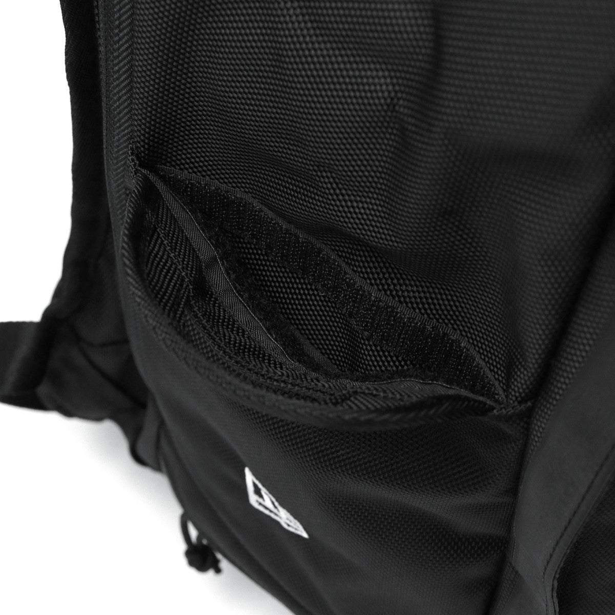 ニューエラ NEW ERA 正規取扱店 リュック 通学 メンズ レディース バッグ おしゃれ ブランド 大人 PC 31L A4 バックパック デイパック 旅行 アウトドア スポーツ Sports Pack スポーツパック（ブラック） ブラック