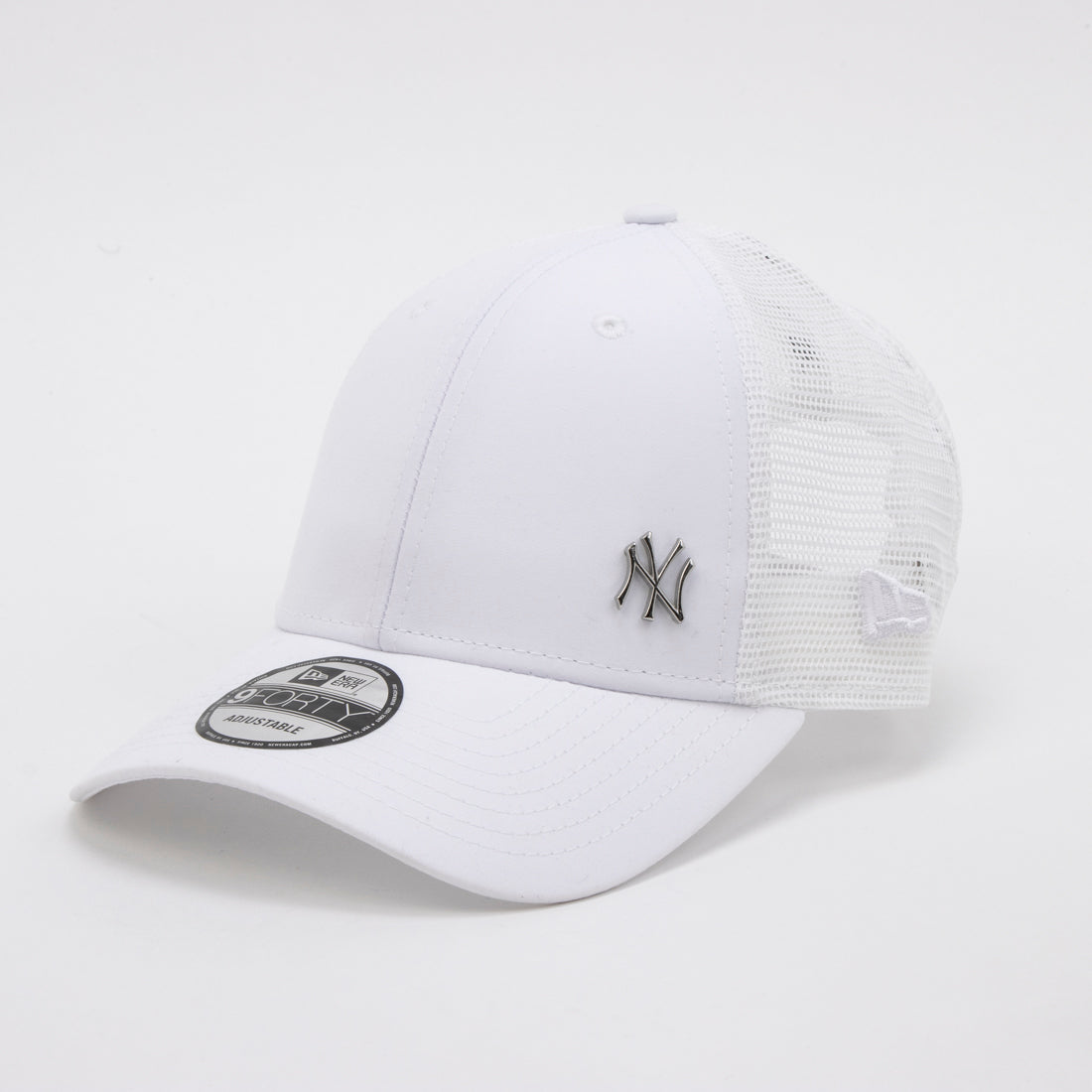 ニューエラ NEW ERA Newera キャップ プレーン メタルロゴ 野球チーム サイドロゴ 940 ナインフォーティ 帽子 シンプル メンズ レディース NEWERA 9FORTY FLAWLESS LOGO （ホワイトメッシュ） ホワイトメッシュ