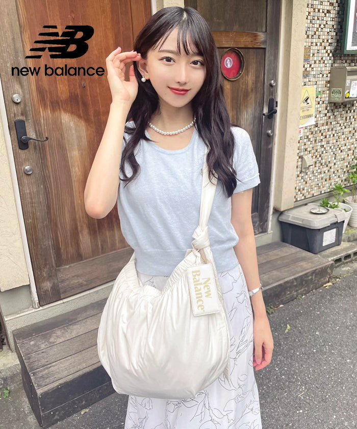 【海外限定/日本未入荷】ニューバランス New Balance HALFMOON LARGE BAG ハーフムーン ラージ バッグ ショルダーバッグ （ベージュ） ベージュ