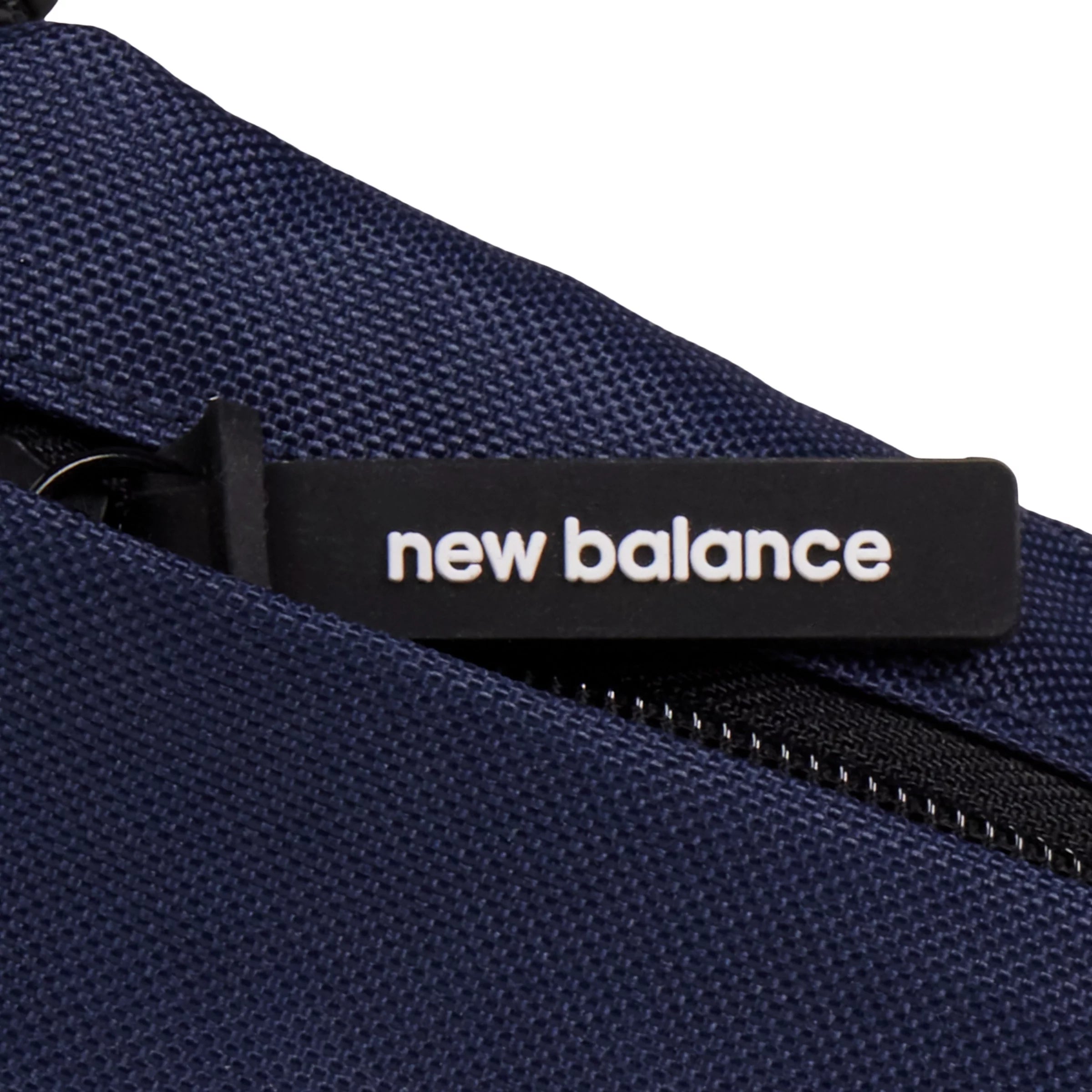 ニューバランス New Balance バッグ メンズ レディース Essential スリングバッグ LAB53514 new balance （ネイビー） ネイビー