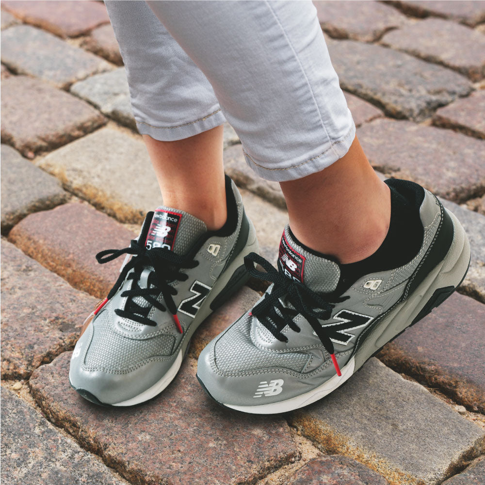 New Balance MRT580 Women's Sneakers Shoes Silver 22cm 22.5cm