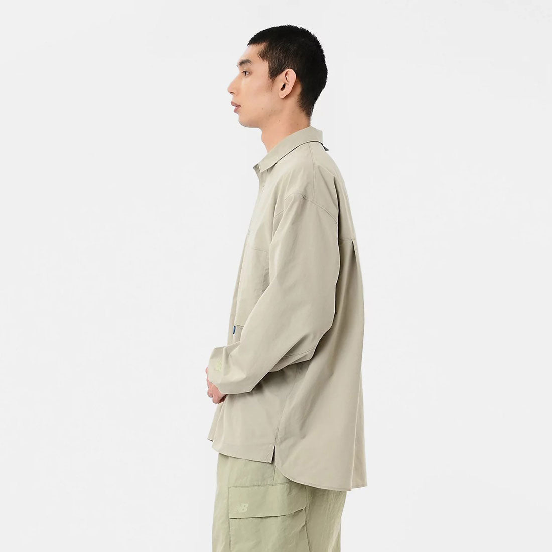 ニューバランス New Balance New Balance Oversized Long Sleeve Shirts（ニューバランス オーバーサイズ ロングスリーブ シャツ） （Olivine） Olivine