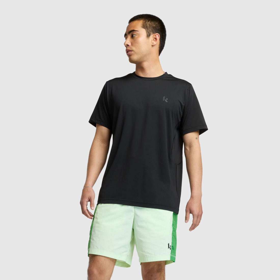 ニューバランス New Balance クラッチ メッシュ パフォーマンスTシャツ（Klutch Men's Mesh Performance T-Shirt） （Black） Black