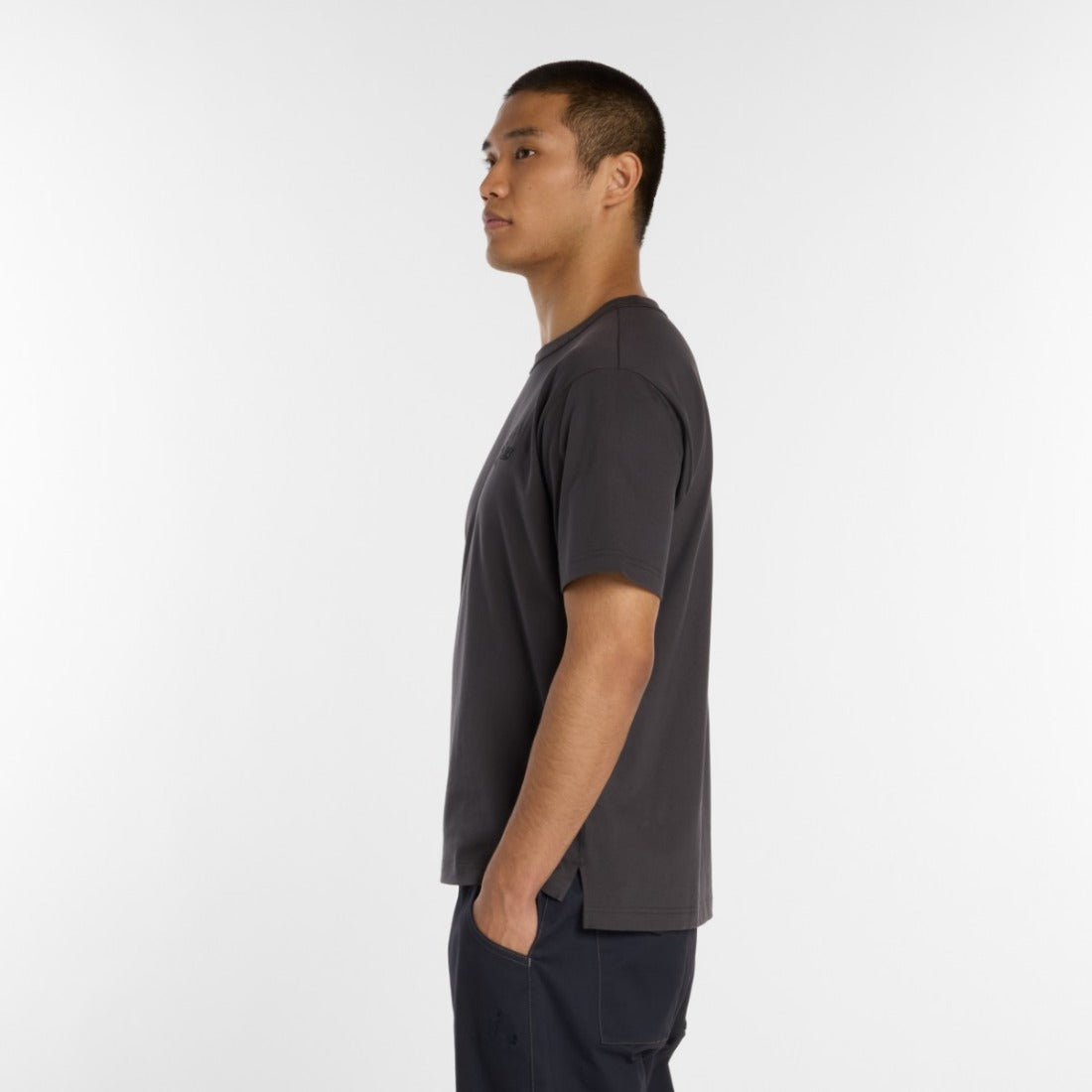 ニューバランス New Balance 大谷翔平シグネチャーヘビーオンス半袖Tシャツ（大谷翔平 Signature Heavyweight Short-Sleeve T-Shirt） （Faded Black） Faded Black