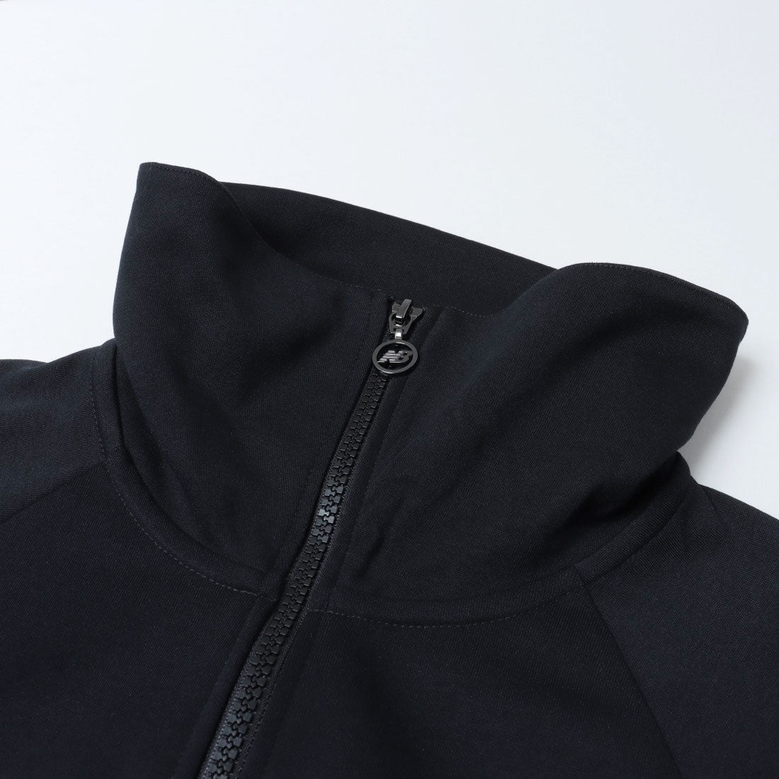ニューバランス New Balance Signature collar two way zip up スウェット ジャージ ジャケット (SEMI-OVER FIT) （ブラック） ブラック