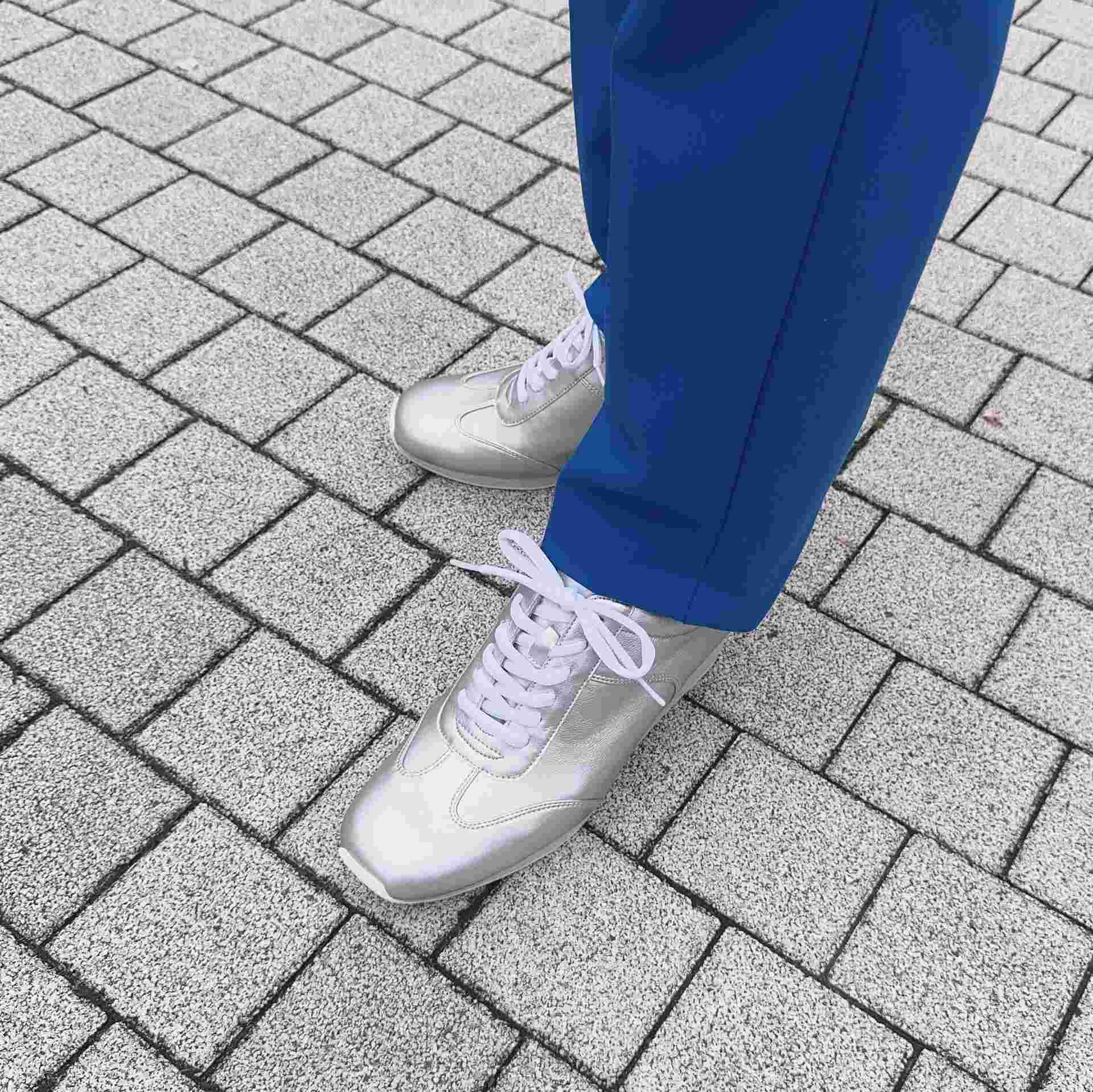 ノイエ ザ マーケット NEUE THE MARKET スクエアトゥウェッジヒールスニーカー