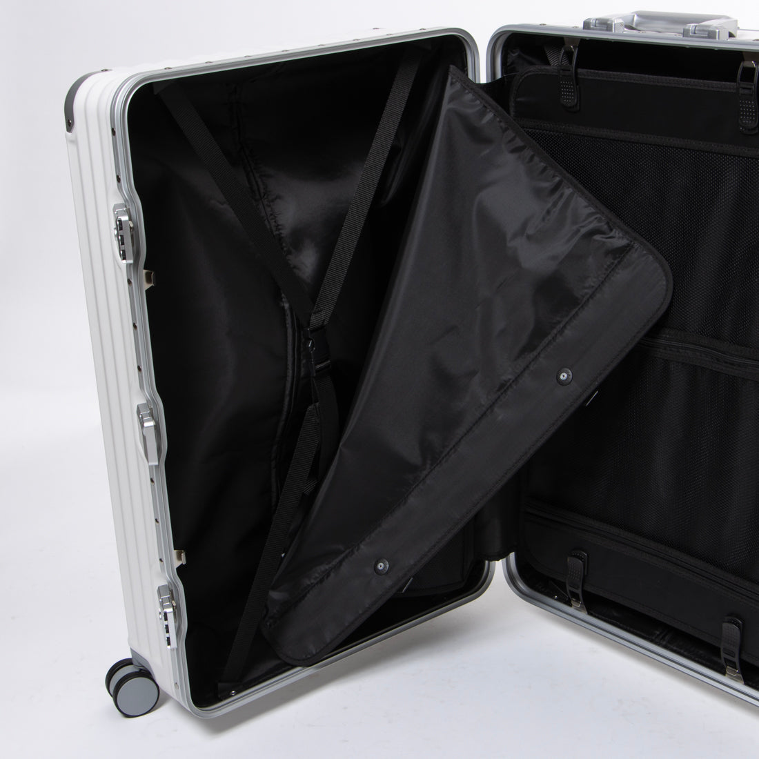 ネクストイノベーション NEXT INNOVATION マットフレームキャリーケース （ブラック） ブラック