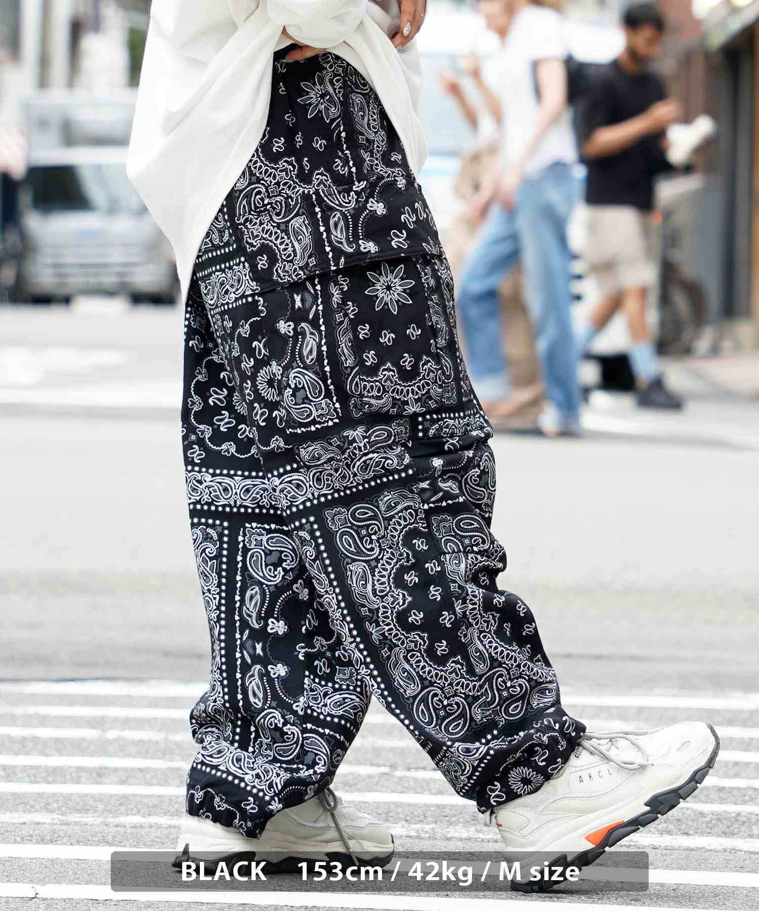 One Fork Closing 1111clothing Cargo Pants Men's Wide Cargo Pants Women's Paisley Pattern Bandana Pattern Pants Bottoms Wide Pants Balloon Pants Tapered Pants