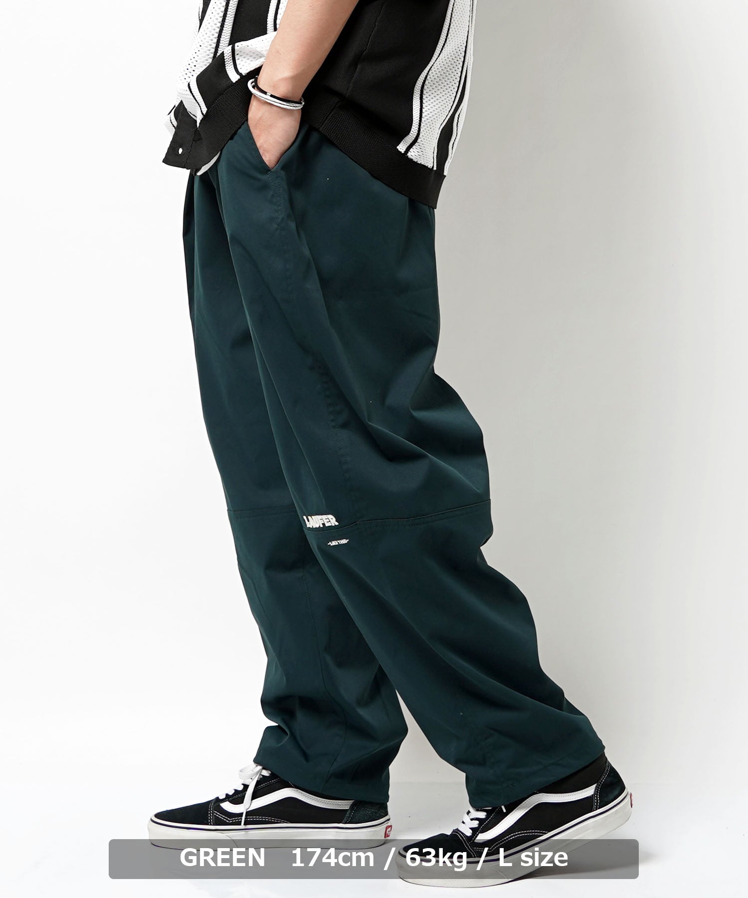ワンフォークロージング 1111clothing ◆Laufer ナチュラルストレッチ バルーンパンツ◆ メンズ ワイドパンツ レディース ナイロンパンツ 太い ボトムス 太め パンツ ロゴ 刺繍 ワンポイント