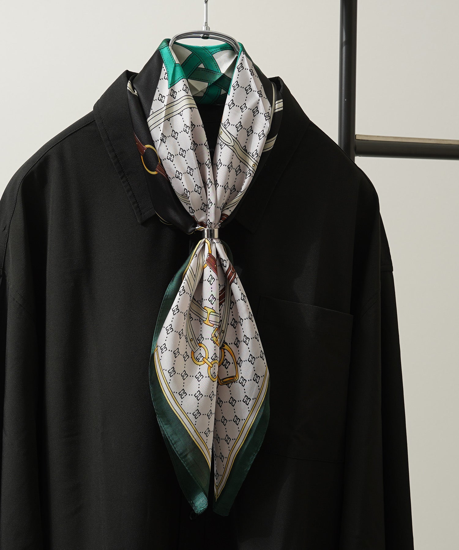 ワンフォークロージング 1111clothing 圍巾 領帶 男士圍巾 大方巾 女士髮型 正方形 70×70 小物 配飾 帶環的披肩 披肩 圍脖 頭巾
