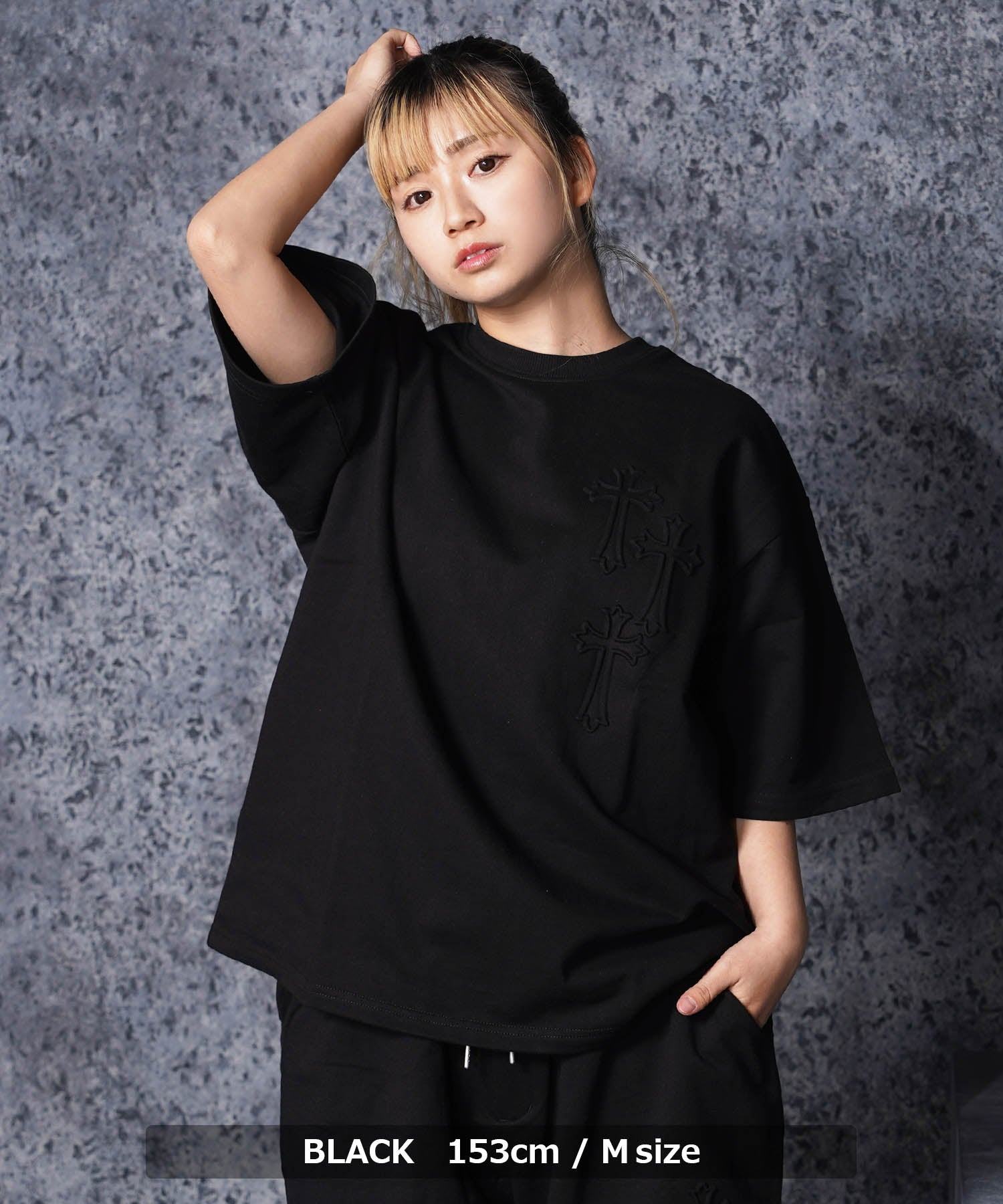 ワンフォークロージング 1111clothing クロスエンボス スウェットTシャツ （CHARCOAL） CHARCOAL
