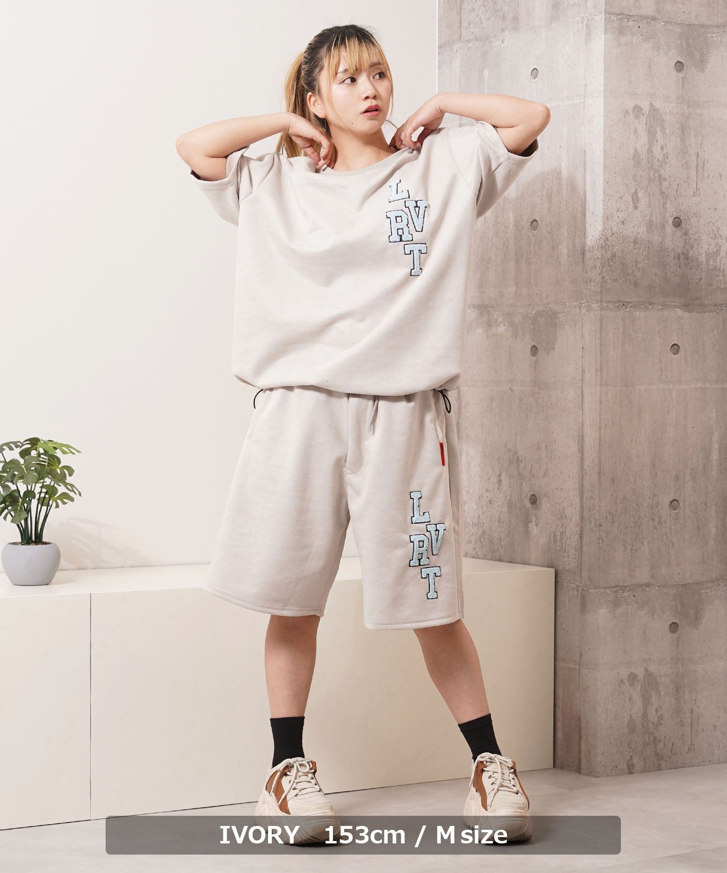 ワンフォークロージング 1111clothing カットスエード サガラ刺繍 Tシャツ （MOCHA） MOCHA