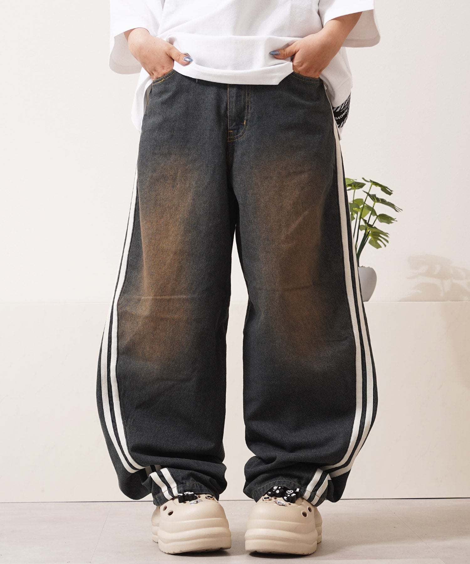 ワンフォークロージング 1111clothing ツイストライン バレルレッグデニム （BLUE） BLUE