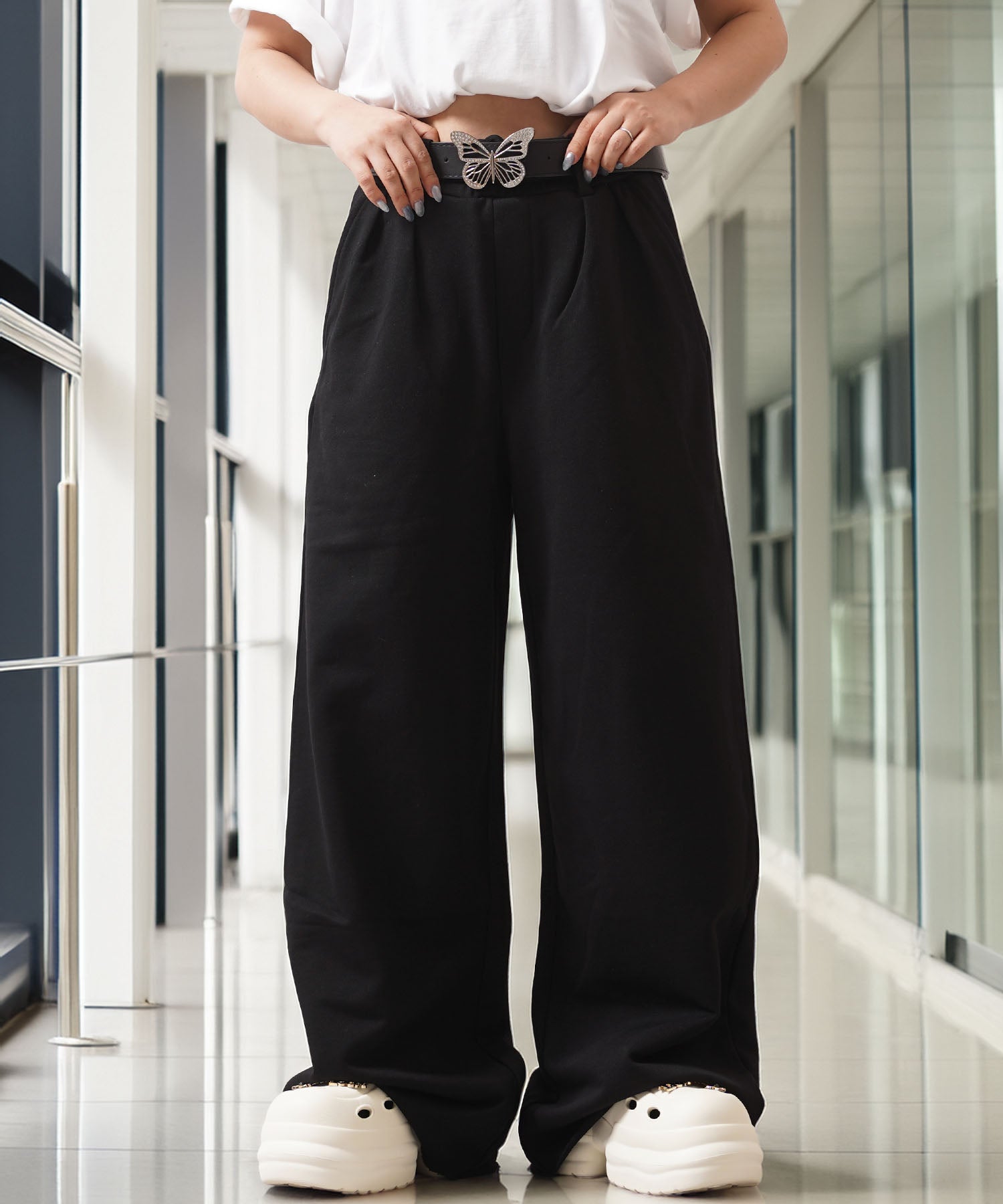 ワンフォークロージング 1111clothing カットオフ ワイドストレート スウェットパンツ （BLACK） BLACK