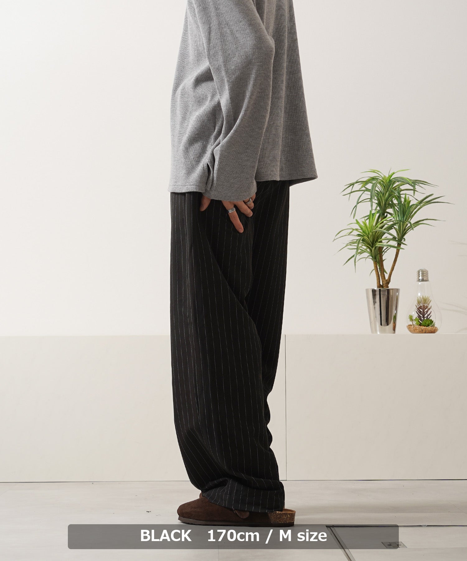 ワンフォークロージング 1111clothing ワンタック ストライプ ワイドスラックス （CHARCOAL） CHARCOAL
