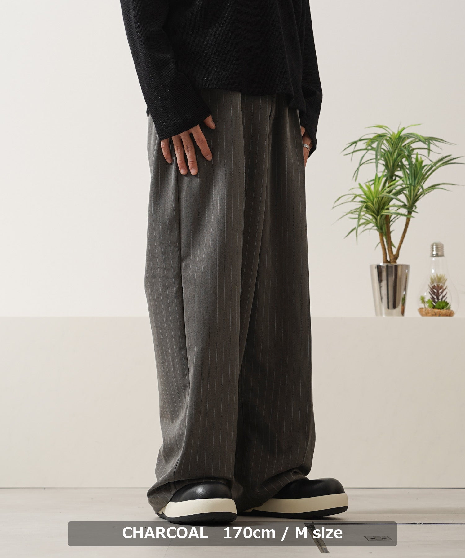 ワンフォークロージング 1111clothing ワンタック ストライプ ワイドスラックス （CHARCOAL） CHARCOAL