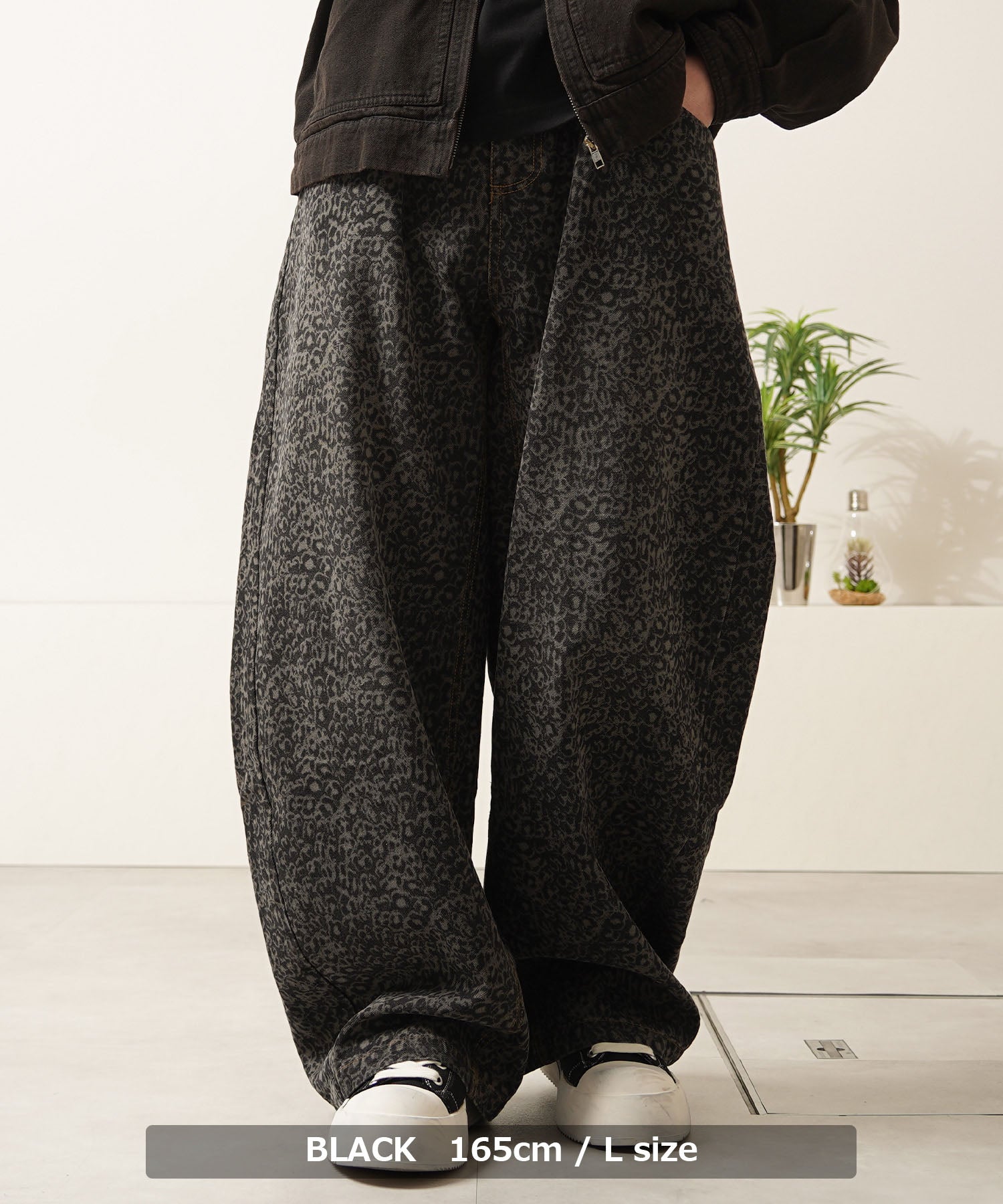 ワンフォークロージング 1111clothing レオパード デニムカーブパンツ （BLACK） BLACK