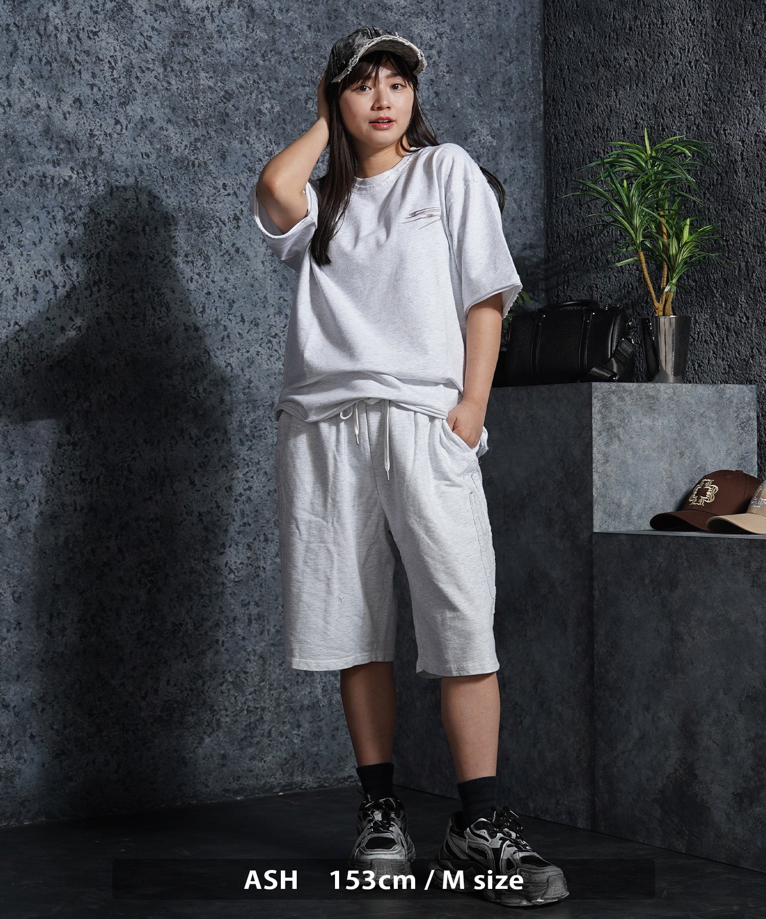 ワンフォークロージング 1111clothing ミニ裏毛 アップリケ S/S Tee （ASH） ASH