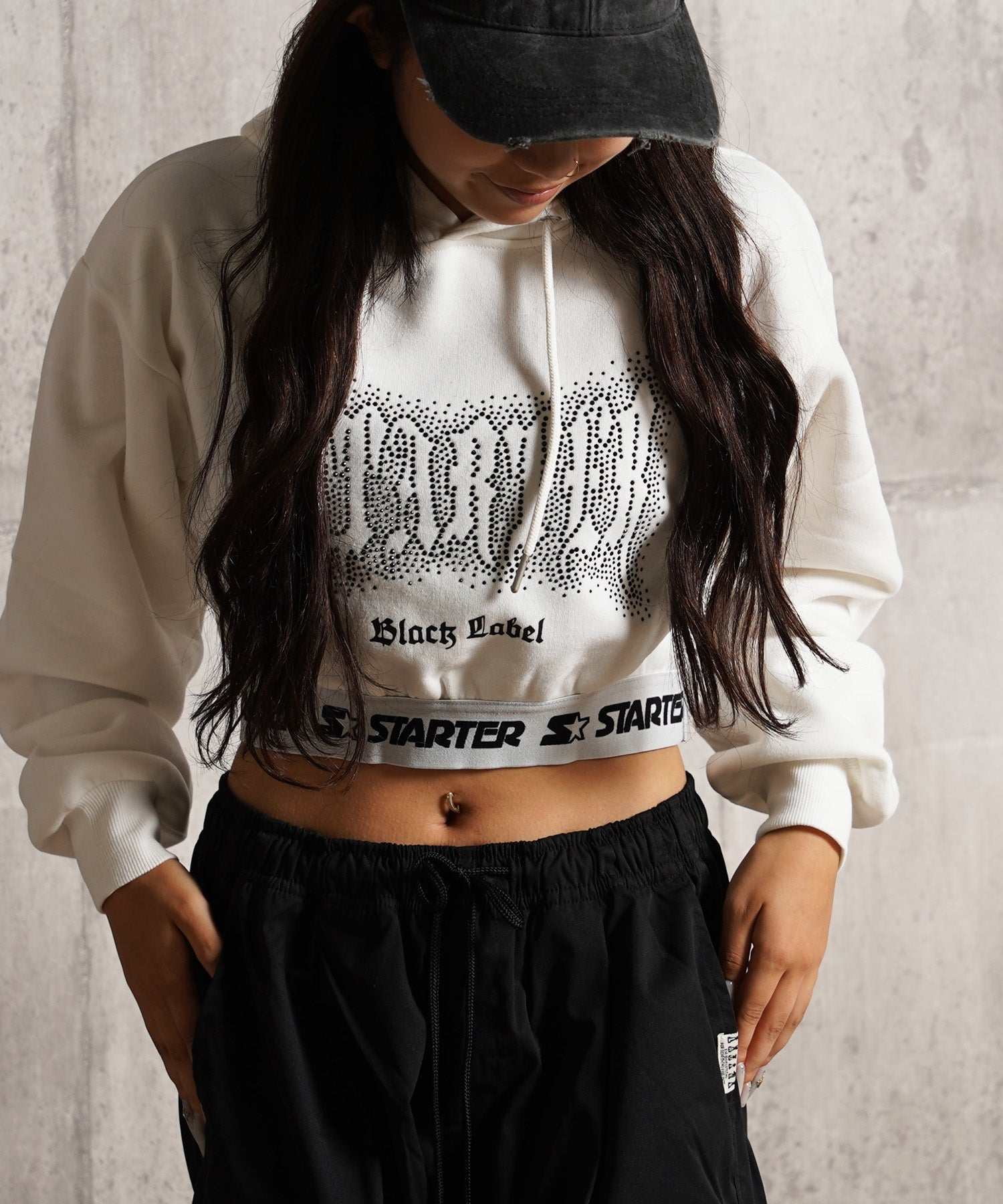 ワンフォークロージング 1111clothing STARTER / ラインストーン ショート丈 プルパーカー,WHITE