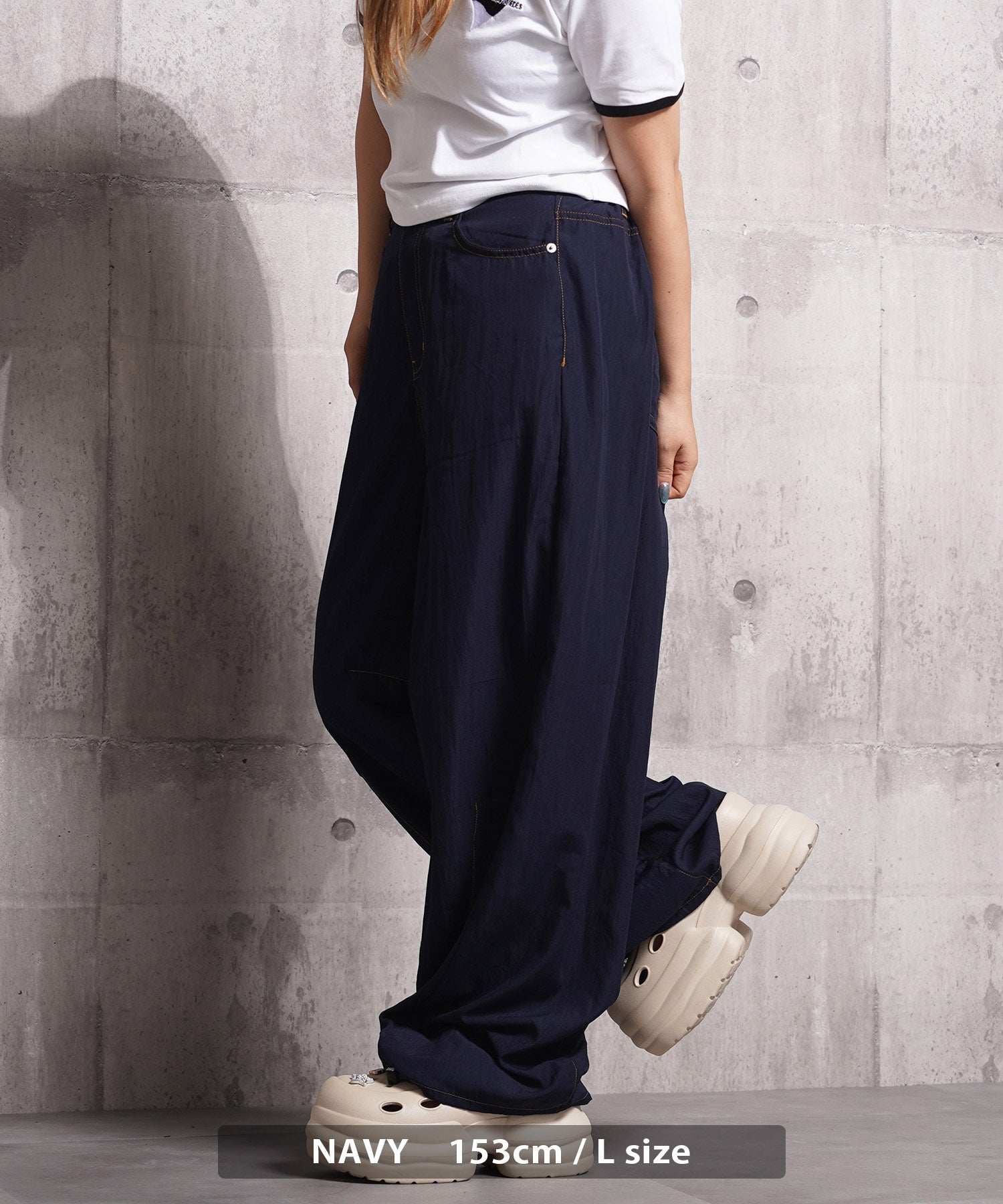 ワンフォークロージング 1111clothing ナイロンワッシャー バレルレッグパンツ （NAVY） NAVY