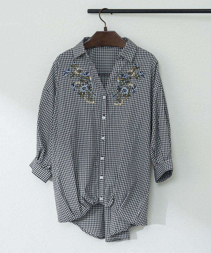 ナイスクラップ NICE CLAUP 人気シリーズ、タケノコタック胸刺繍ブラウス （GBE） GBE