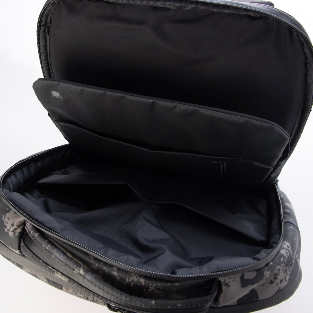 ナインティゴー NINETYGO リュック バックパック デイパック メンズ レディース NINETYGO 通勤 通学 お出かけ 大容量 キャリーオン 15.6インチPC 撥水加工 OT01 （カモフラージュ柄） カモフラージュ柄