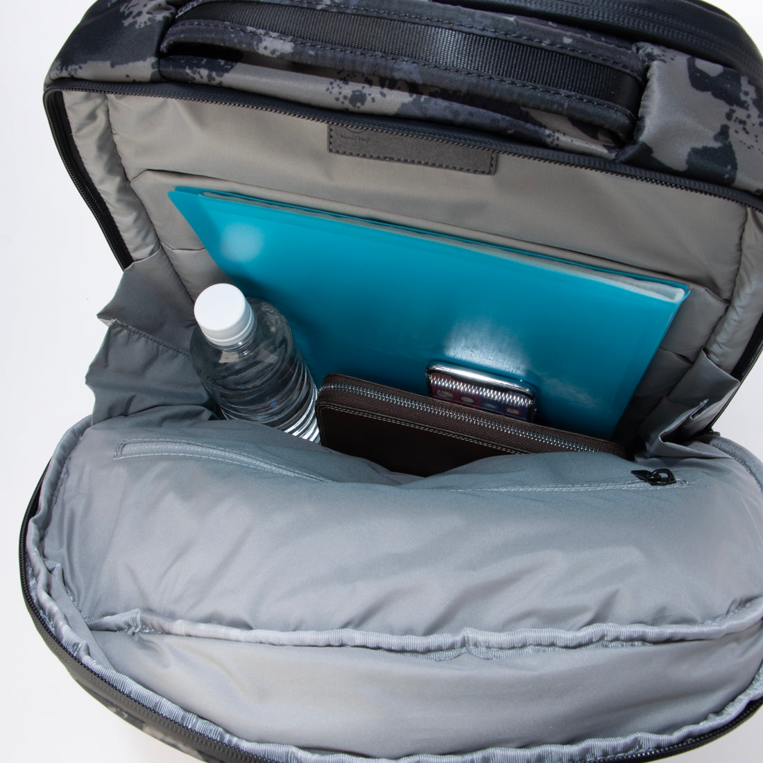 ナインティゴー NINETYGO リュック バックパック デイパック メンズ レディース NINETYGO 通勤 通学 お出かけ 大容量 キャリーオン 15.6インチPC 撥水加工 OT01 （カモフラージュ柄） カモフラージュ柄